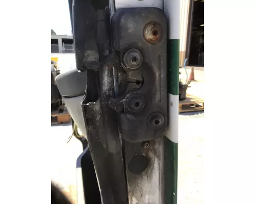FREIGHTLINER COLUMBIA 112 2001-2011 DOOR ASSEMBLY, FRONT