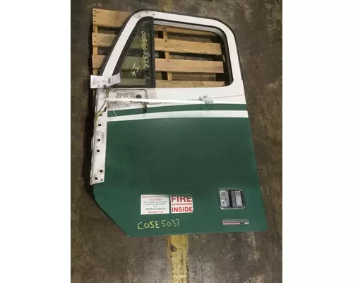 FREIGHTLINER COLUMBIA 112 2001-2011 DOOR ASSEMBLY, FRONT