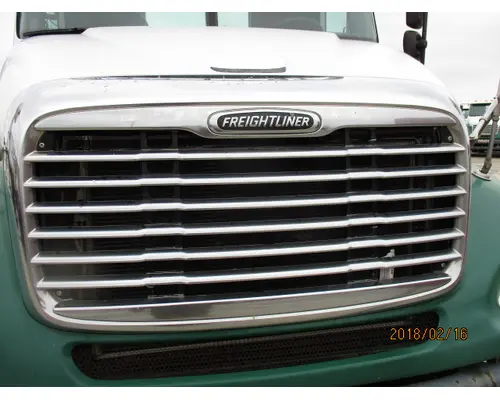 FREIGHTLINER COLUMBIA 112 2001-2015 GRILLE