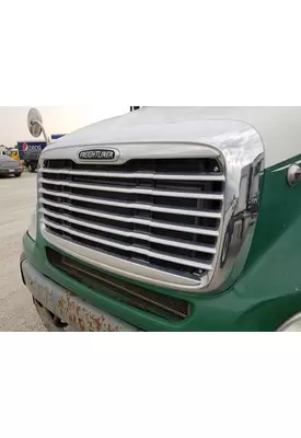 FREIGHTLINER COLUMBIA 112 2005-2008 GRILLE