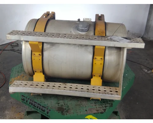 FREIGHTLINER COLUMBIA 112  FUEL TANK
