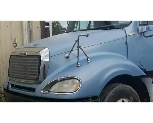 FREIGHTLINER COLUMBIA 112  HOOD
