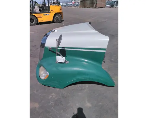 FREIGHTLINER COLUMBIA 112  HOOD