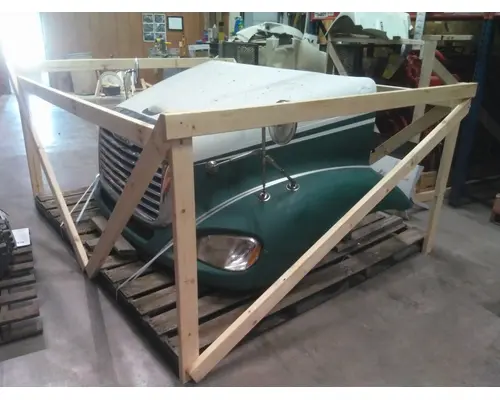 FREIGHTLINER COLUMBIA 112  HOOD