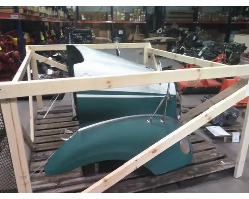 FREIGHTLINER COLUMBIA 112  HOOD