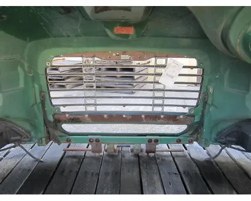 FREIGHTLINER COLUMBIA 112  HOOD