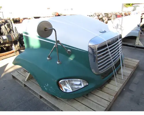 FREIGHTLINER COLUMBIA 112  HOOD