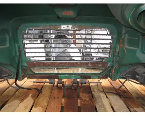 FREIGHTLINER COLUMBIA 112  HOOD