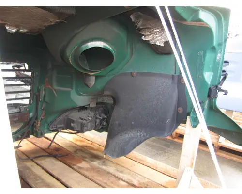 FREIGHTLINER COLUMBIA 112  HOOD