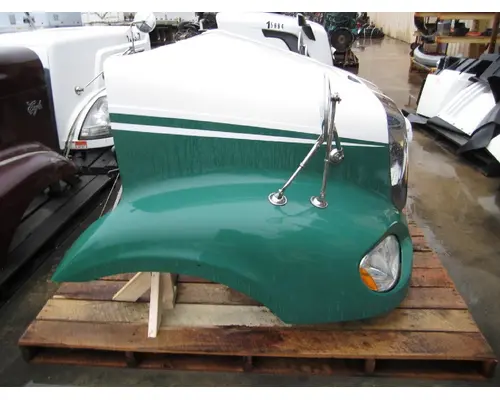 FREIGHTLINER COLUMBIA 112  HOOD