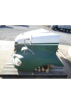 FREIGHTLINER COLUMBIA 112  HOOD