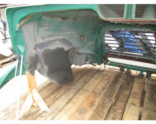 FREIGHTLINER COLUMBIA 112  HOOD