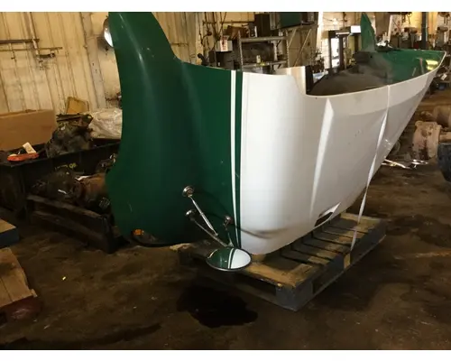 FREIGHTLINER COLUMBIA 112  HOOD