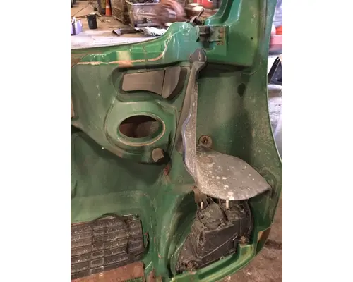 FREIGHTLINER COLUMBIA 112  HOOD