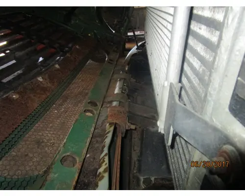 FREIGHTLINER COLUMBIA 112  HOOD