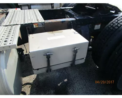 FREIGHTLINER COLUMBIA 112 BATTERY BOX