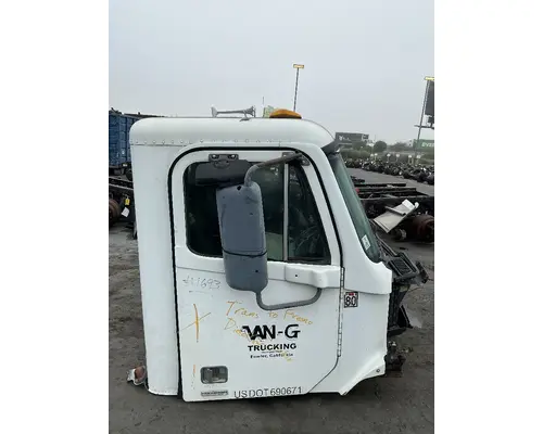 FREIGHTLINER COLUMBIA 112 Cab Assembly