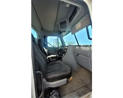 FREIGHTLINER COLUMBIA 112 Cab Assembly