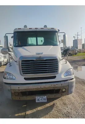 FREIGHTLINER COLUMBIA 112 Cab