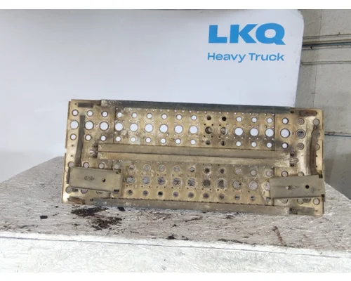 FREIGHTLINER COLUMBIA 112 DECK (CATWALK) STEP