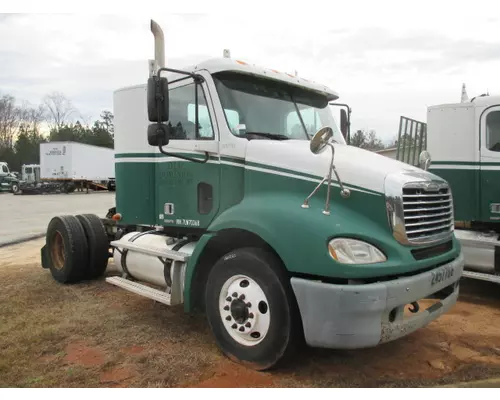 FREIGHTLINER COLUMBIA 112 DISMANTLED TRUCK