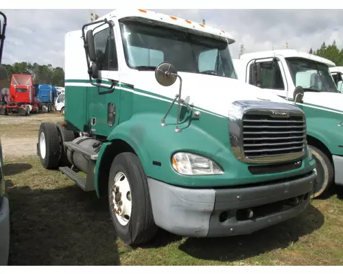 FREIGHTLINER COLUMBIA 112 DISMANTLED TRUCK