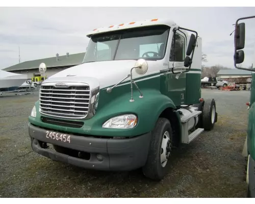 FREIGHTLINER COLUMBIA 112 DISMANTLED TRUCK