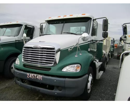 FREIGHTLINER COLUMBIA 112 DISMANTLED TRUCK