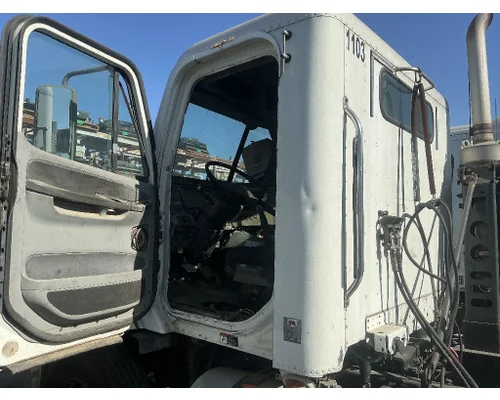 FREIGHTLINER COLUMBIA 112 Door Assembly, Front