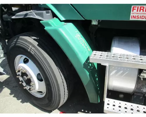 FREIGHTLINER COLUMBIA 112 FENDER EXTENSION