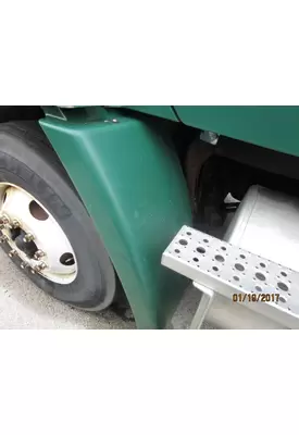 FREIGHTLINER COLUMBIA 112 FENDER EXTENSION