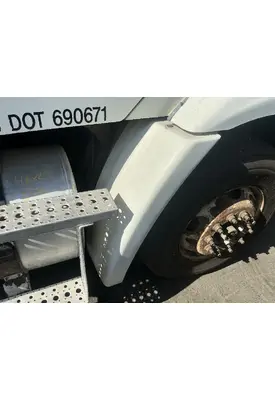 FREIGHTLINER COLUMBIA 112 Fender Extension