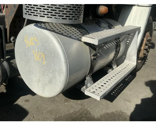 FREIGHTLINER COLUMBIA 112 Fuel Tank