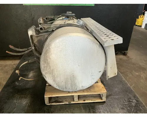 FREIGHTLINER COLUMBIA 112 Fuel Tank