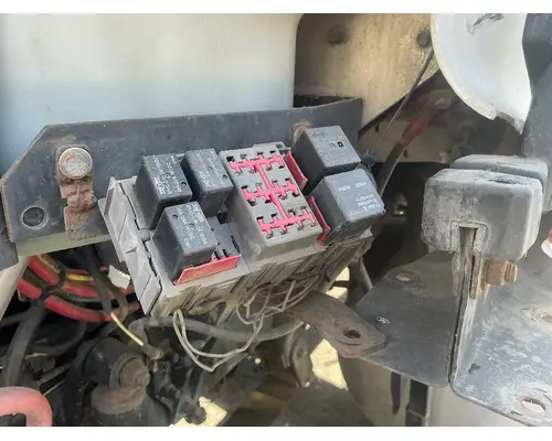 FREIGHTLINER COLUMBIA 112 Fuse Box