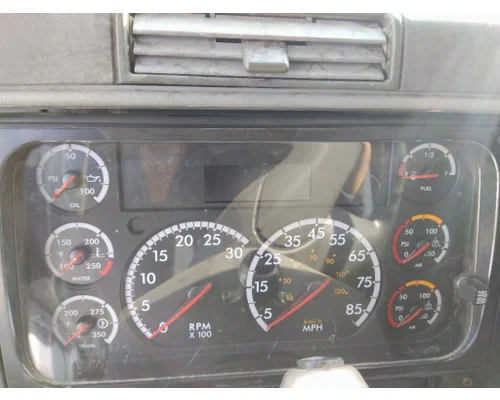 FREIGHTLINER COLUMBIA 112 GAUGE CLUSTER