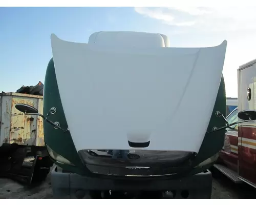 FREIGHTLINER COLUMBIA 112 HOOD