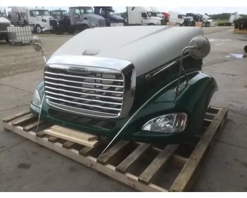 FREIGHTLINER COLUMBIA 112 HOOD