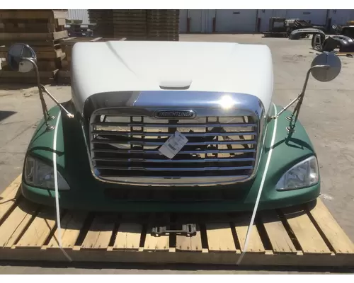 FREIGHTLINER COLUMBIA 112 HOOD