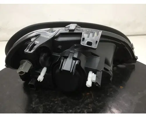 FREIGHTLINER COLUMBIA 112 Headlight Assemblies