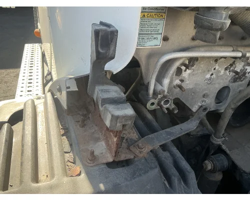 FREIGHTLINER COLUMBIA 112 Hood Trim & Misc. Parts