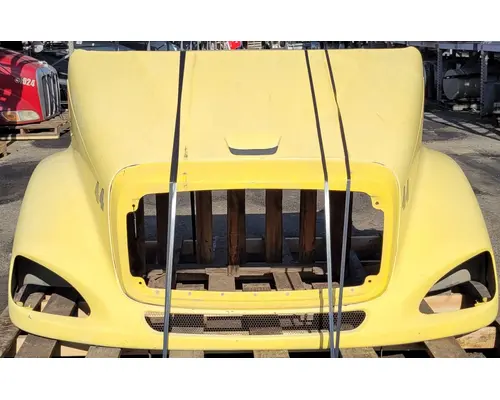 FREIGHTLINER COLUMBIA 112 Hood