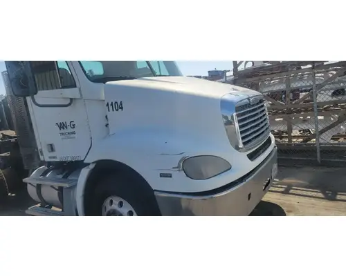 FREIGHTLINER COLUMBIA 112 Hood