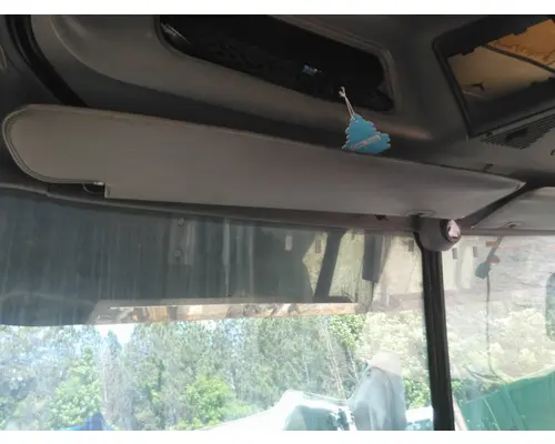 FREIGHTLINER COLUMBIA 112 INTERIOR SUN VISOR