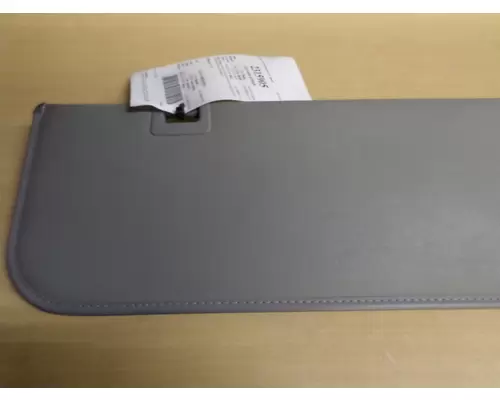 FREIGHTLINER COLUMBIA 112 INTERIOR SUN VISOR