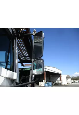 FREIGHTLINER COLUMBIA 112 MIRROR ASSEMBLY CAB/DOOR