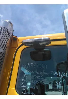 FREIGHTLINER COLUMBIA 112 MIRROR LOOK DOWN