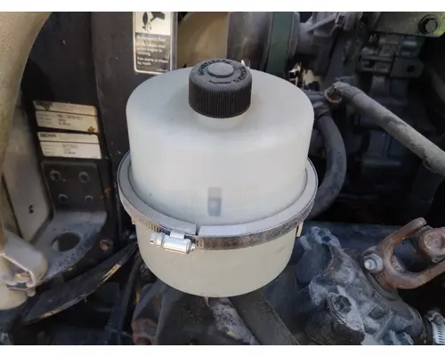 FREIGHTLINER COLUMBIA 112 POWER STEERING RESERVOIR