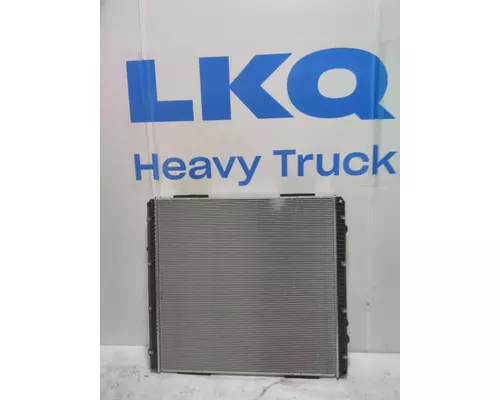 FREIGHTLINER COLUMBIA 112 Radiator