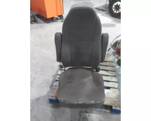 FREIGHTLINER COLUMBIA 112 SEAT, FRONT